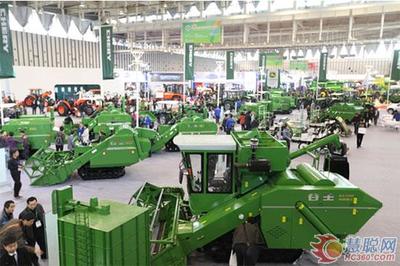 從國(guó)際農(nóng)機(jī)展看開封市農(nóng)機(jī)裝備產(chǎn)業(yè)發(fā)展 機(jī)遇、挑戰(zhàn)與未來路徑
